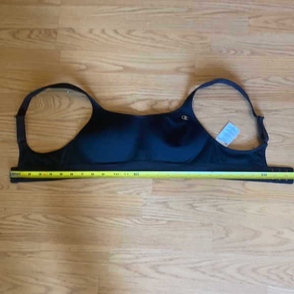 EUC Champion Black Sports-bra - Picture 11 of 12